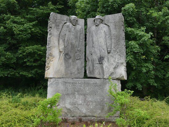 Pomnik Szafera i Zapałowicza