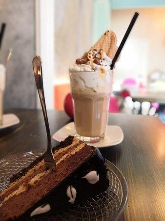 Mietowka Cafe