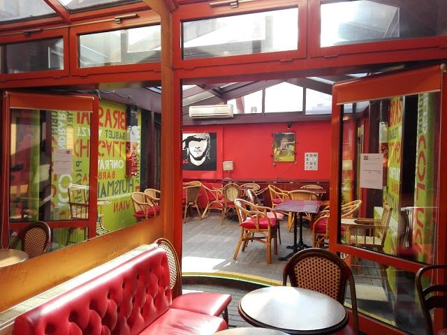 Les Couleurs Cafe